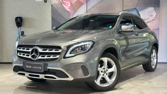 MERCEDES-BENZ GLA 200 1.6 CGI FLEX ADVANCE 7G-DCT MERCEDES-BENZ GLA 200 1.6 CGI FLEX ADVANCE 7G-DCT